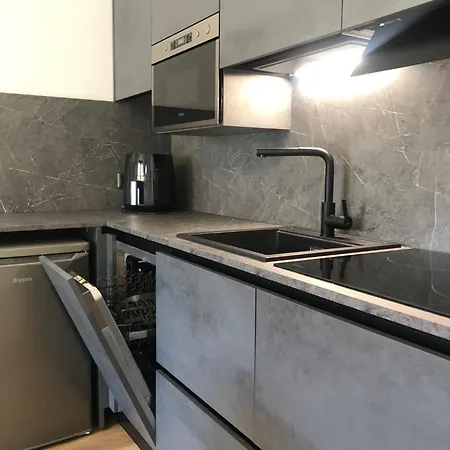 Eliton Apartamento